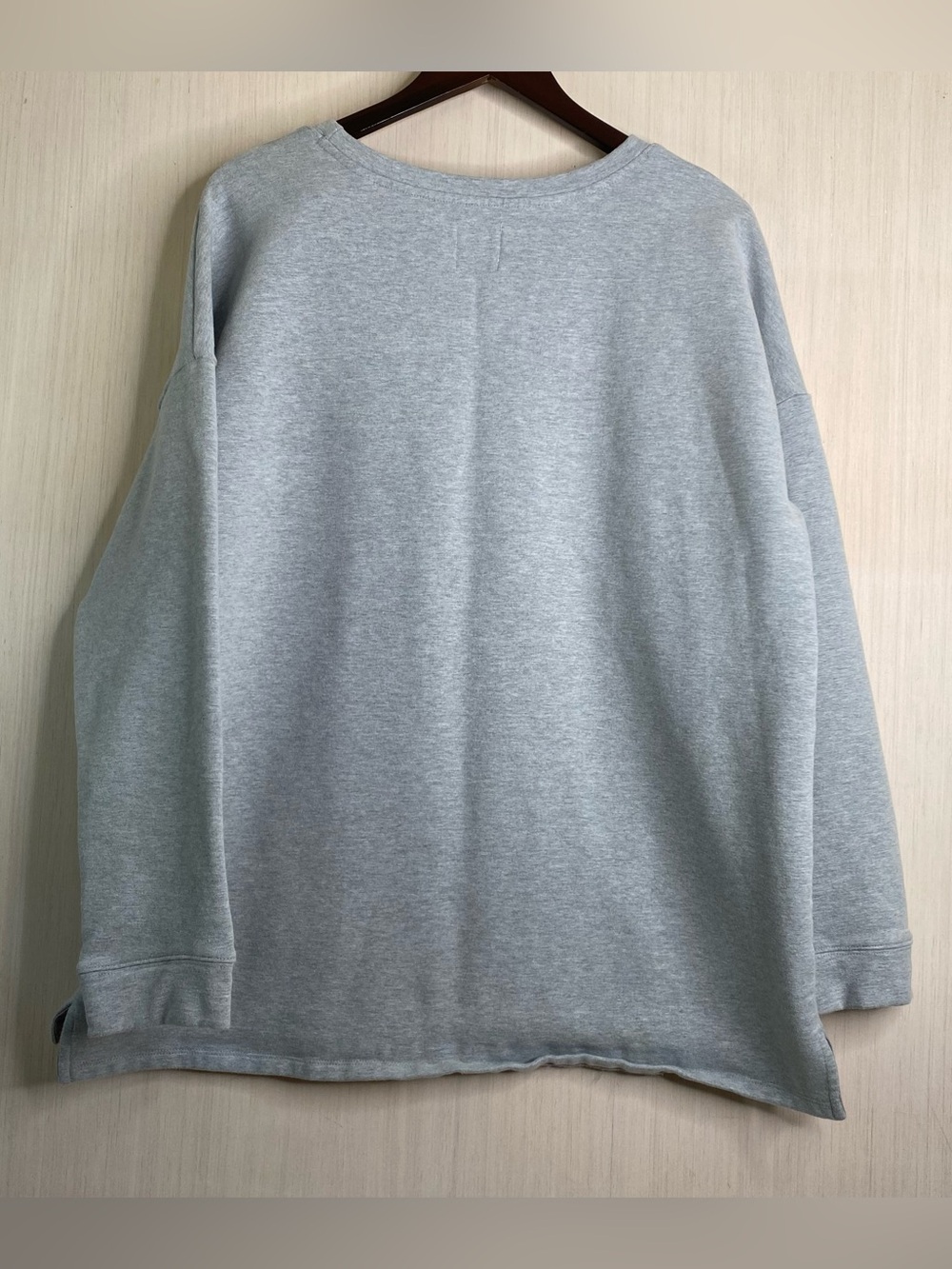Marleylilly Women’s Heather Gray Holiday Reindeer Crewneck Sweatshirt L/XL - Picture 2 of 5